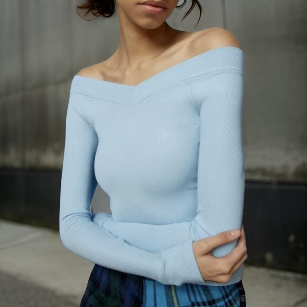 BDG Shannen Ribbed V Neck Top Blue Long Sleeve Off Shoulder Cropped M - Picture 4 of 9